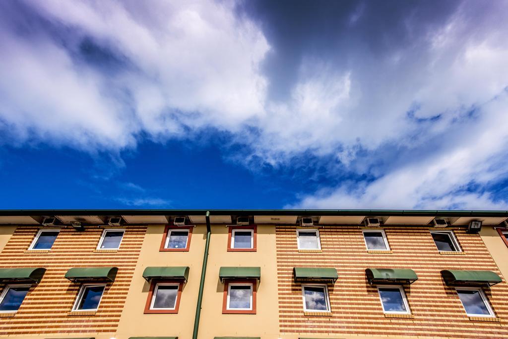 Ibis Budget - Casula Liverpool Eksteriør bilde