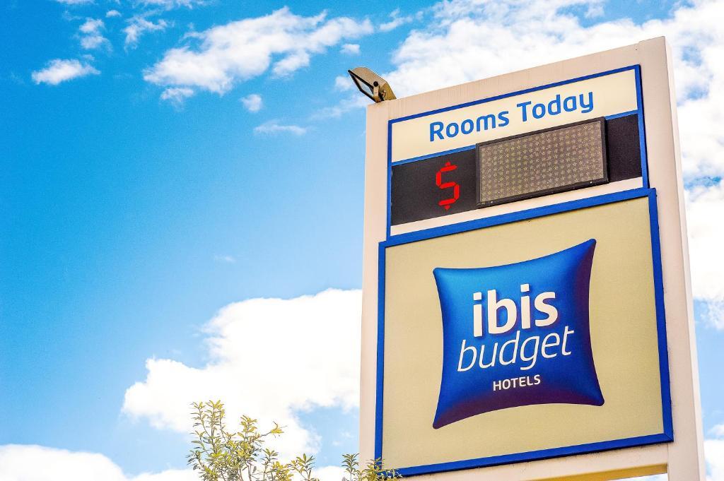 Ibis Budget - Casula Liverpool Eksteriør bilde