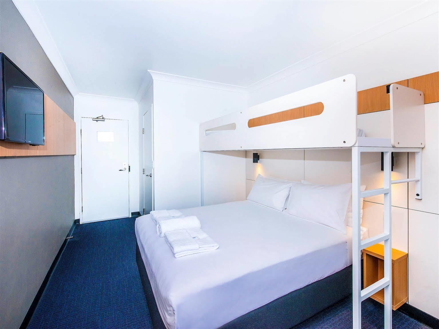 Ibis Budget - Casula Liverpool Eksteriør bilde